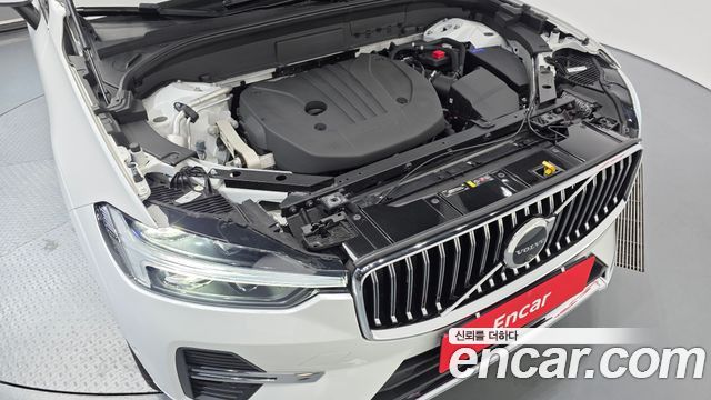 Volvo XC60 2022 — photo 6