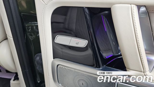 Mercedes-Benz G-Class 2023 — photo 26