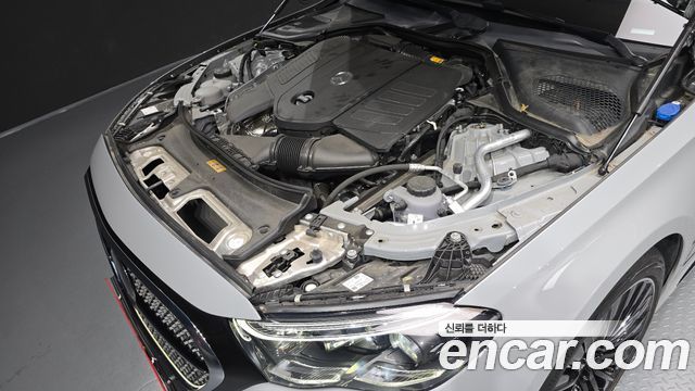 Mercedes-Benz E-Class 2024 — photo 6