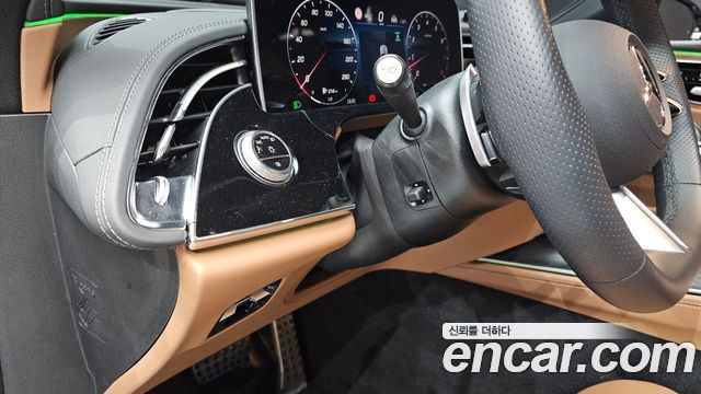 Mercedes-Benz E-Class 2024 — photo 25