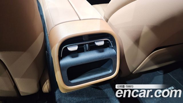 Mercedes-Benz E-Class 2024 — photo 34