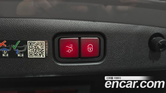 Mercedes-Benz E-Class 2024 — photo 36