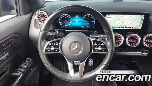 Mercedes-Benz EQA 2021 — photo 19