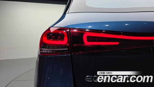 Mercedes-Benz EQA 2021 — photo 9