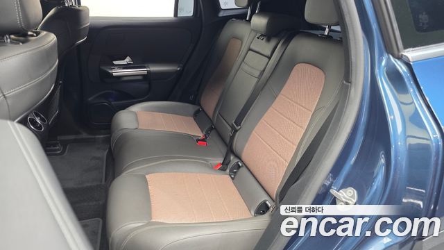 Mercedes-Benz EQA 2021 — photo 16