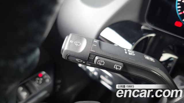 Mercedes-Benz EQA 2021 — photo 30