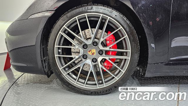 Porsche 911 2024 — photo 5