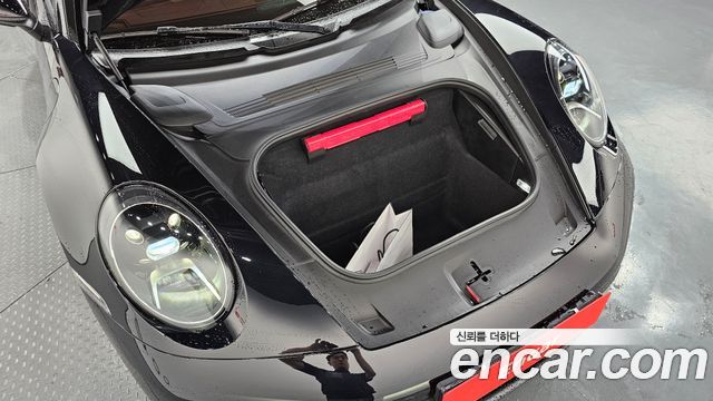 Porsche 911 2024 — photo 6