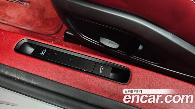 Porsche 911 2024 — photo 23
