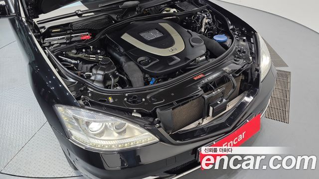 Mercedes-Benz S-Class 2011 — photo 6