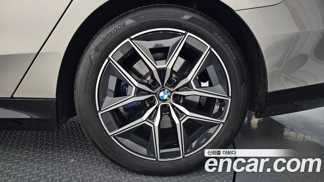 BMW 5-Series 2026 — photo 7