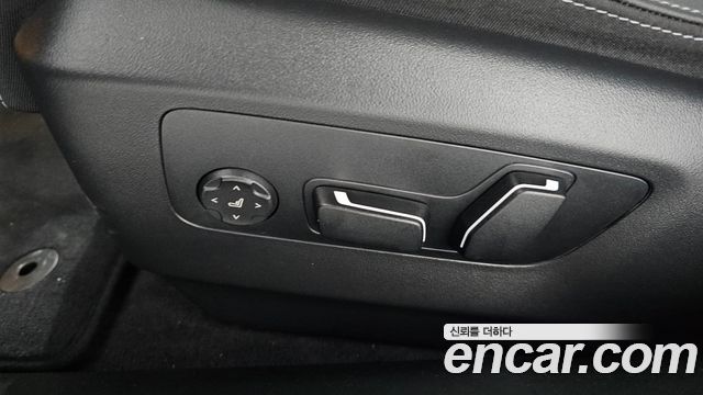 BMW 5-Series 2026 — photo 30