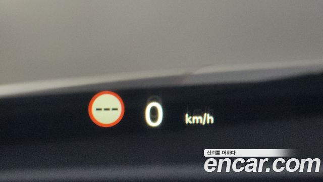 Mini Cooper Convertible 2024 — photo 18