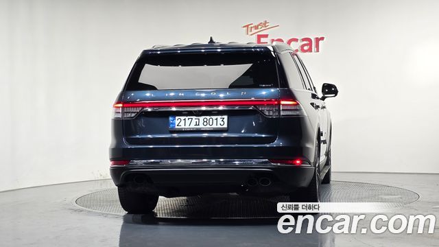 Lincoln Aviator 2023 — photo 4