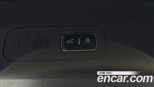 Lincoln Aviator 2023 — photo 17