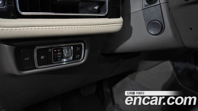 Lincoln Aviator 2023 — photo 20