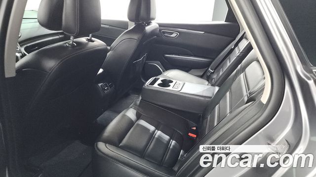 Renault Korea SM6 2019 — photo 17
