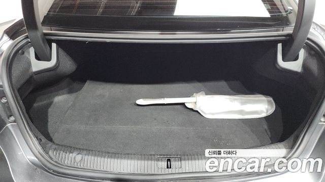 Renault Korea SM6 2019 — photo 25