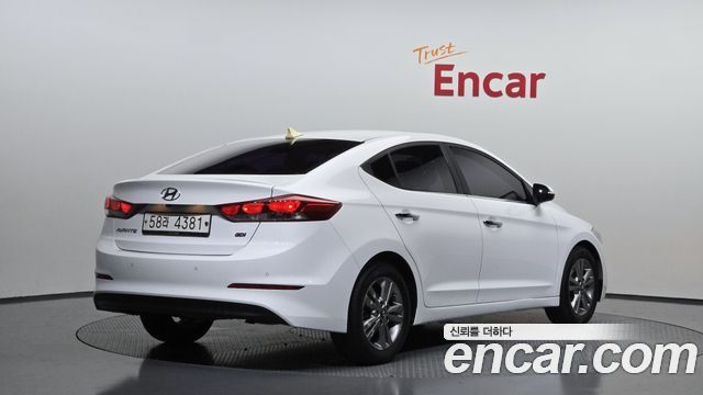 Hyundai AVANTE 2017 — photo 2