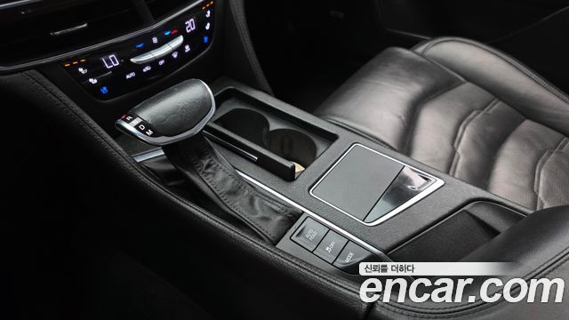 Cadillac CT6 2018 — photo 12