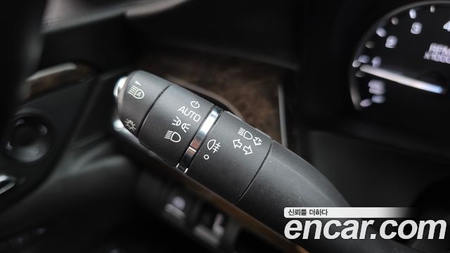 Cadillac CT6 2018 — photo 28