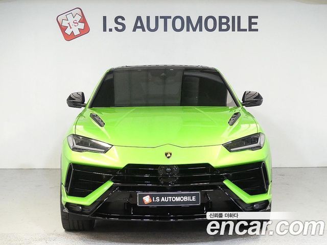 Lamborghini Urus 2024 — photo 1