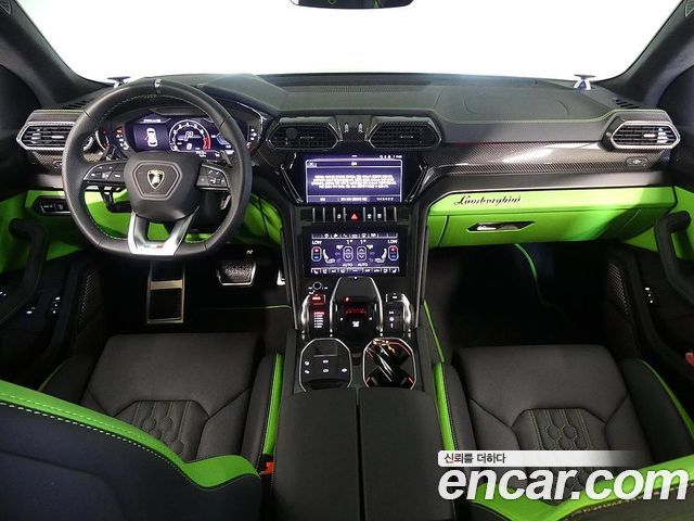 Lamborghini Urus 2024 — photo 4