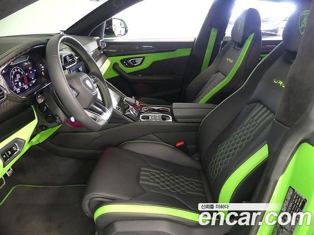 Lamborghini Urus 2024 — photo 7