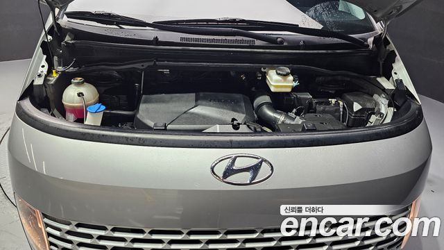 Hyundai Staria 2022 — photo 6