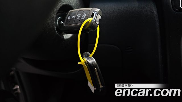 Hyundai Staria 2022 — photo 23