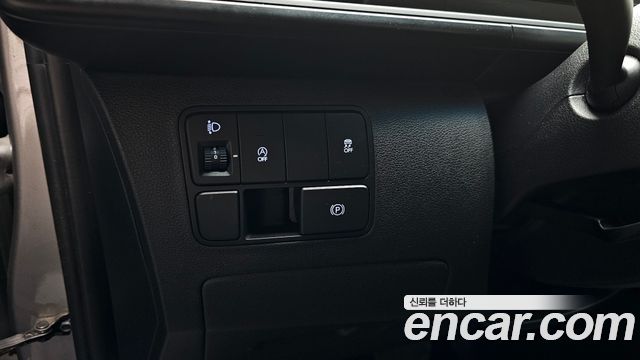Hyundai Staria 2022 — photo 24