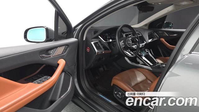 Jaguar I-PACE 2020 — photo 13