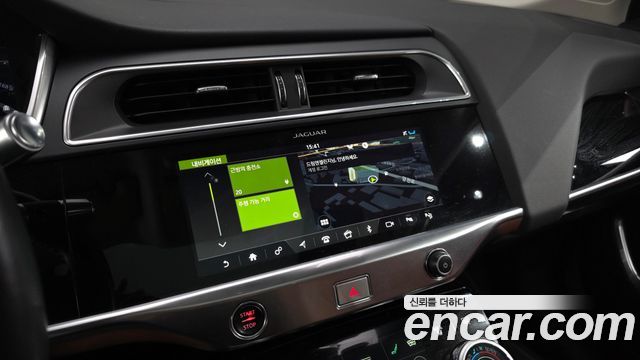 Jaguar I-PACE 2020 — photo 21