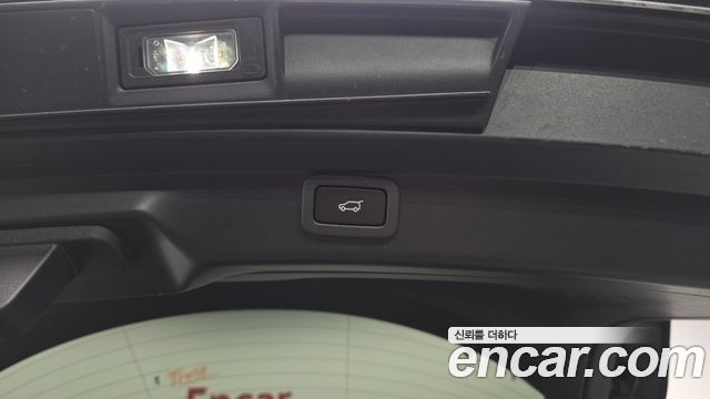 Jaguar I-PACE 2020 — photo 28