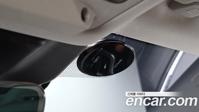 Jaguar I-PACE 2020 — photo 32