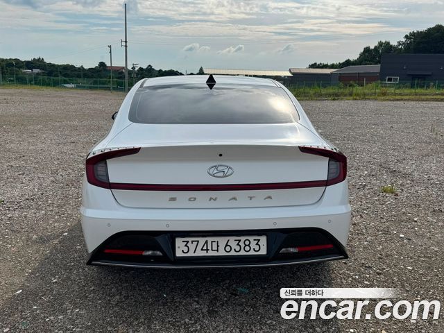 Hyundai Sonata 2023 — photo 7