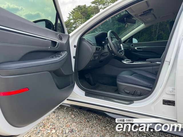 Hyundai Sonata 2023 — photo 9