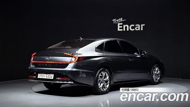 Hyundai Sonata 2022 — photo 2