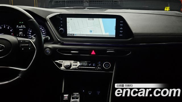 Hyundai Sonata 2022 — photo 14