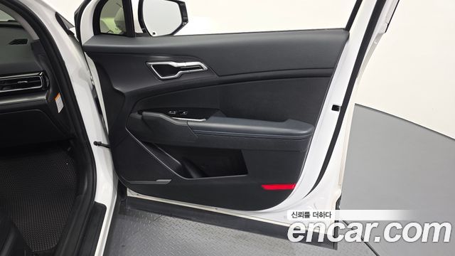 Kia Sportage 2022 — photo 14