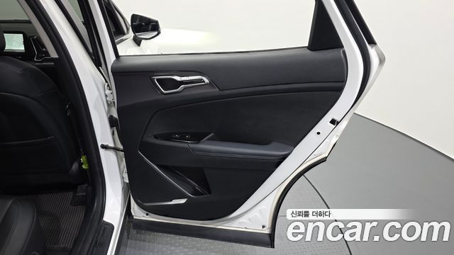 Kia Sportage 2022 — photo 15