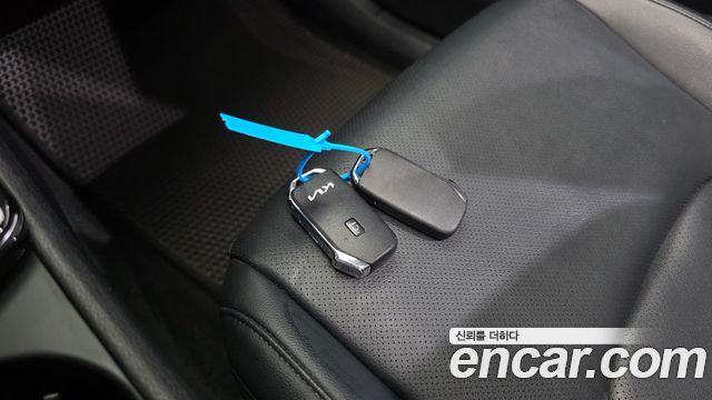 Kia Sportage 2022 — photo 32