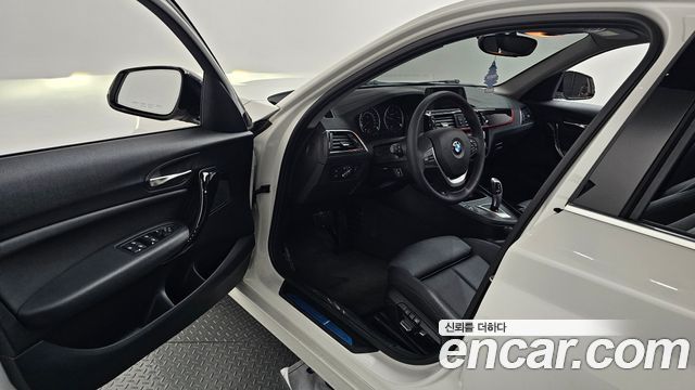 BMW 1-Series 2019 — photo 13
