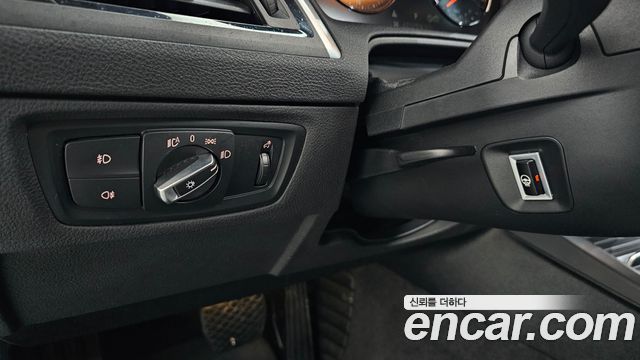 BMW 1-Series 2019 — photo 27