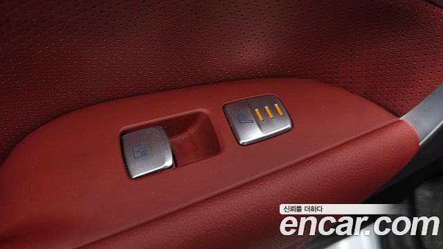 Genesis G70 2024 — photo 33
