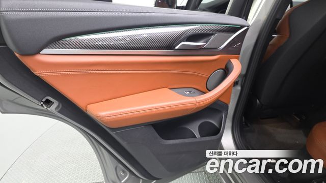 BMW X4M 2021 — photo 15