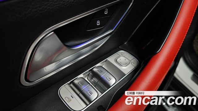 Mercedes-Benz GLE-Class 2021 — photo 25