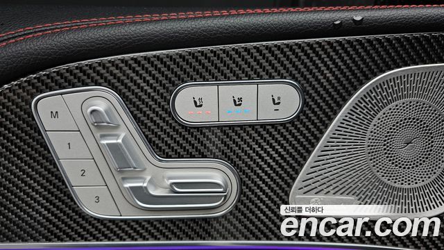 Mercedes-Benz GLE-Class 2021 — photo 26