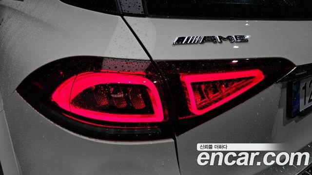 Mercedes-Benz GLE-Class 2021 — photo 9