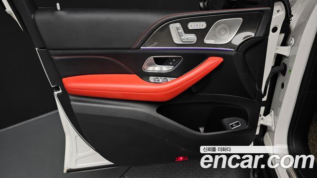 Mercedes-Benz GLE-Class 2021 — photo 14
